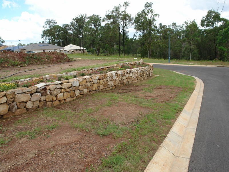 20 Harvard Street, Moggill QLD 4070